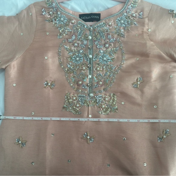 2 Piece Luxury Pret Shalwar Kameez - Picture 14 of 15